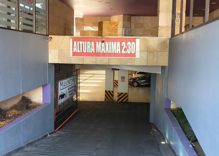 Max 3* Mexico City